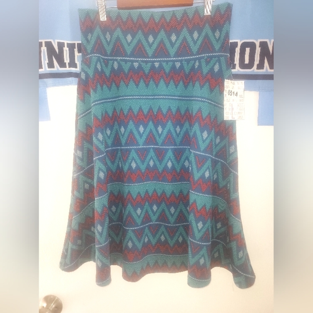 Cute Pattern Skirt - Picture 2 of 2